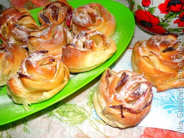Булочки с яблоками Булочки с яблоками