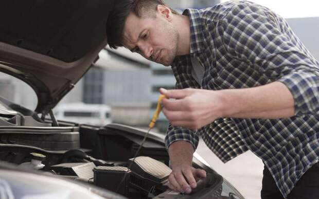 Почему моторное масло должно темнеть: объяснение эксперта