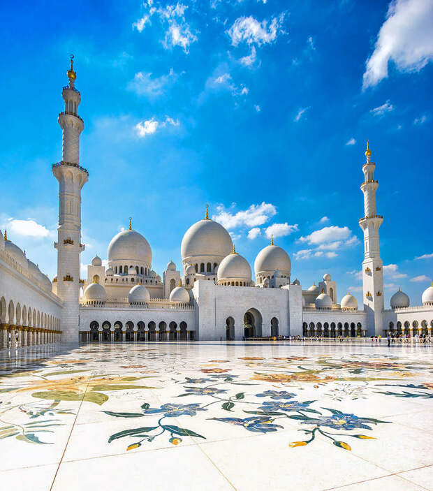 Мечеть Шейха Зайда – главная витрина несметных богатств эмирата Абу-Даби путешествия, факты интересное