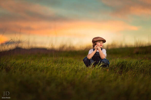 В поле. Автор фото: Джессика Дроссин (Jessica Drossin).