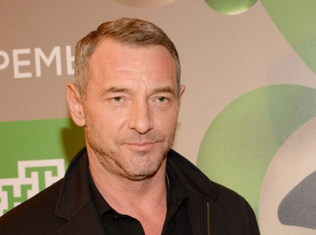 «Я непутевый!»: почему Максим Дрозд уходил в монастырь после трех разводов и как выглядят его четверо детей