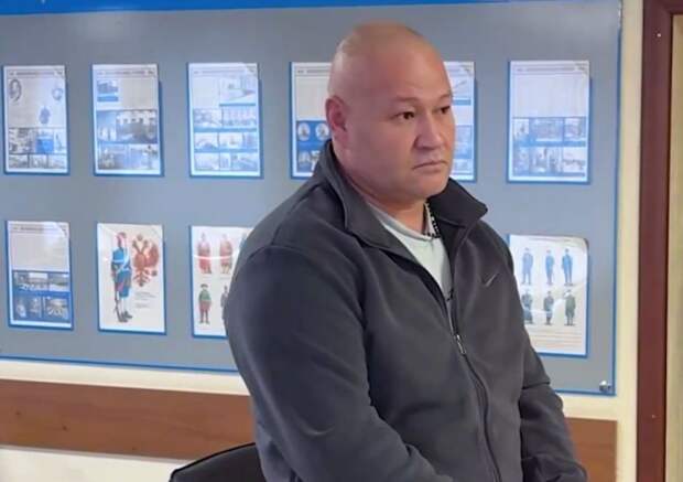 В Туле по решению УФСБ мужчина лишен гражданства РФ и выдворен из страны