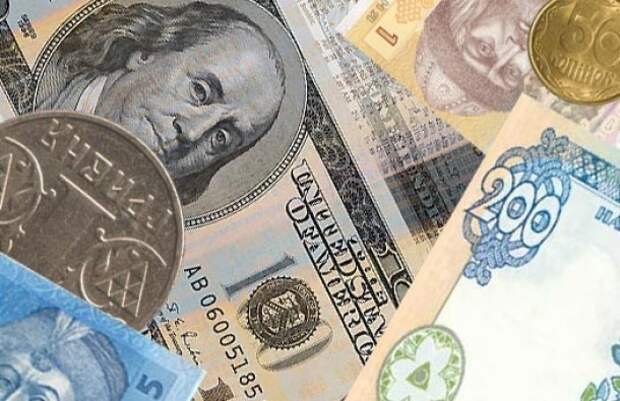 Межбанковская гривна укрепилась до 9 за доллар