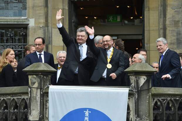 Яценюк дерзит, Порошенко хвалится… Запад, похоже, напрягается Яценюк дерзит, Порошенко хвалится… Запад, похоже, напрягается