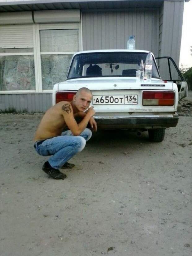 Фотографии нашей повседневной жизни, которые почему-то вызывают дикий смех Фотографии нашей повседневной жизни, которые почему-то вызывают дикий смех девушки, люди, мачо, прикол, россия, село, селянство, юмор