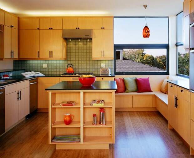 Кухня в цветах: серый, светло-серый, белый, коричневый, бежевый. Кухня в стиле минимализм.