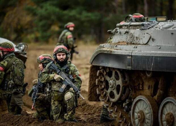 Две цели, один удар: уничтожение тайных баз НАТО с британцами за считанные секунды