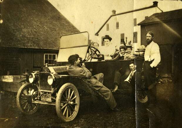 Семья и их Ford Model T винтажные фото, история, олдтаймер, ретро, ретро авто, ретро фото, старина, фото