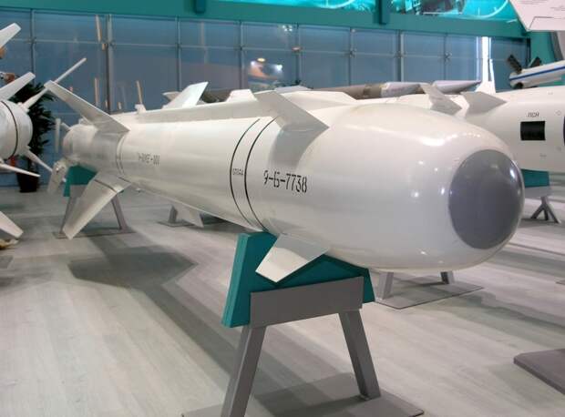 Авиационная модульная управляемая ракета Х-38МЭ малой дальности. Фото для иллюстрации из открытых источников.