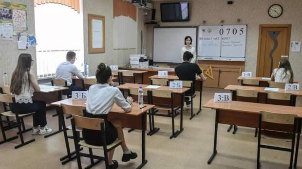 На Ямале рассказали о рекордном количестве стобалльников среди выпускников школ