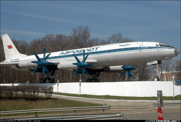 Самолет Ту-114. Забытый флагман.