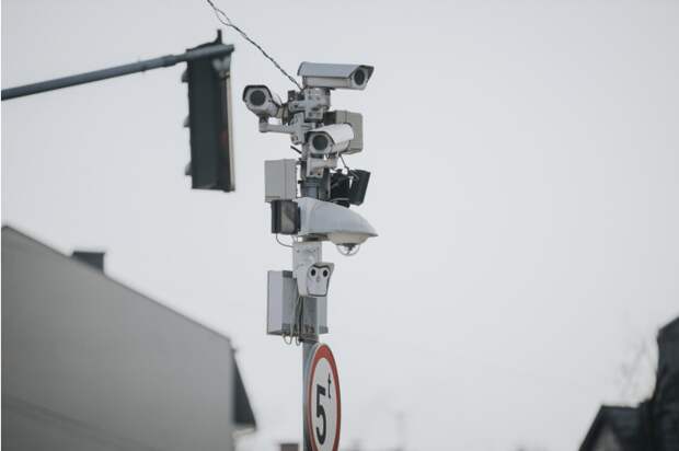 В Краснодаре на парковках установят камеры для «ловких» водителей