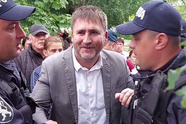 В Кишиневе полиция задержала общественника на акции по случаю визита Блинкена