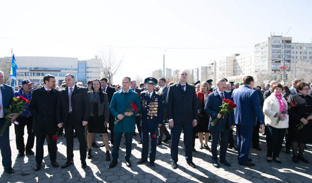 В Оренбурге прошел митинг в честь 60-летия полета Юрия Гагарина в космос