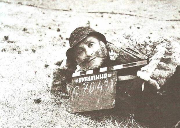 за кадром кино