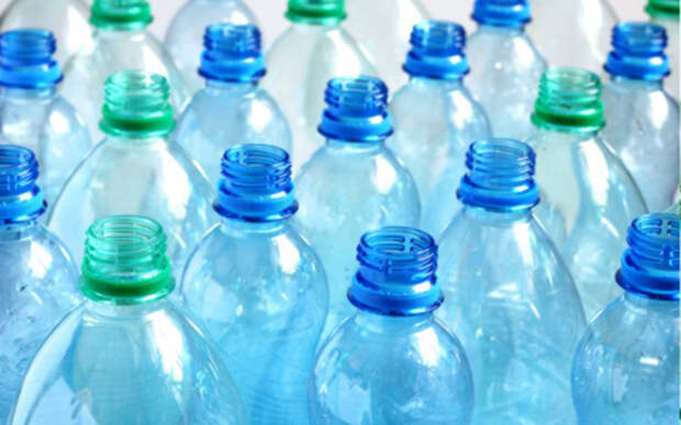 Что нужно проверить, когда будете покупать что-то в пластиковой бутылке