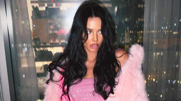 Анастасия Решетова объяснила свой отказ от пластики: "Недостатки были в голове"