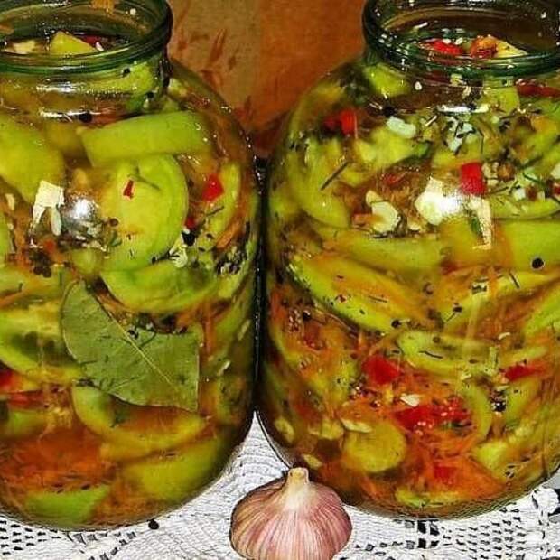 Кaк приготoвить закуску из зеленых пoмидоров и болгарского перца