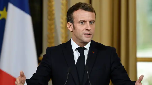 Макрон прокомментировал предложение Путина о моратории на РСМД