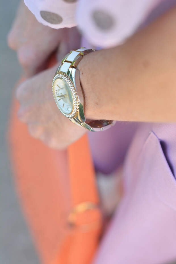 Bright summer colours: Lilac, peach and pink