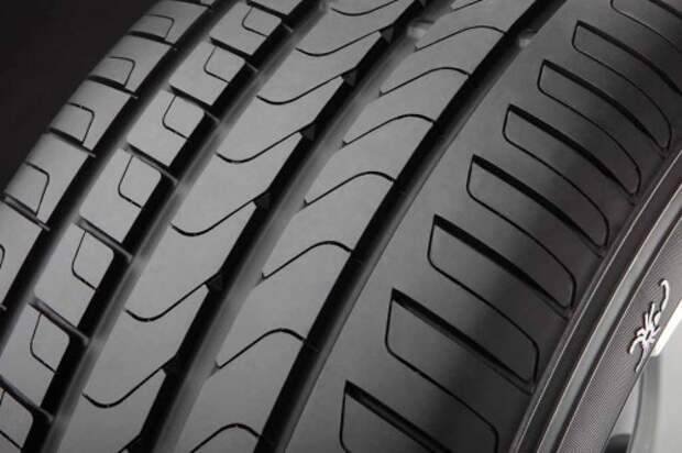 Pirelli увеличит экспорт шин с заводов в РФ из-за падения авторынка