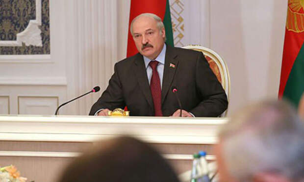 Лукашенко тоже заговорил о повышении пенсионного возраста 