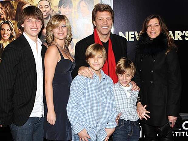 Jon Bon Jovi Opens the Soul Kitchen Community Restaurant. I LOVE That He Actually Use His Influence For Good KalyaniRoldan.com