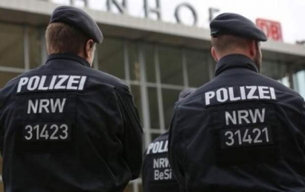 Месть Меркель: в Германии начали преследовать полицейских, сообщивших о масштабе кёльнской трагедии  