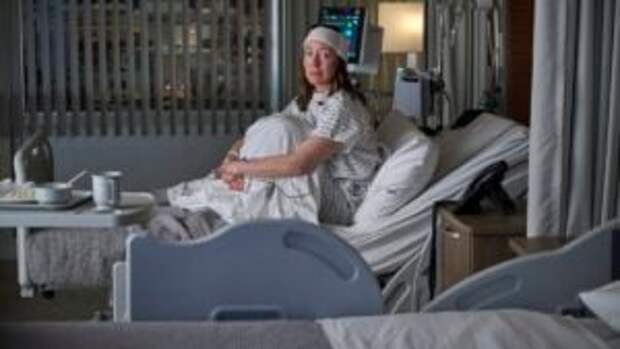 Molly Parker iin Doc