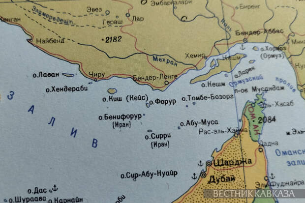 Иран вводит постоянный разрешительный режим в Ормузском проливе