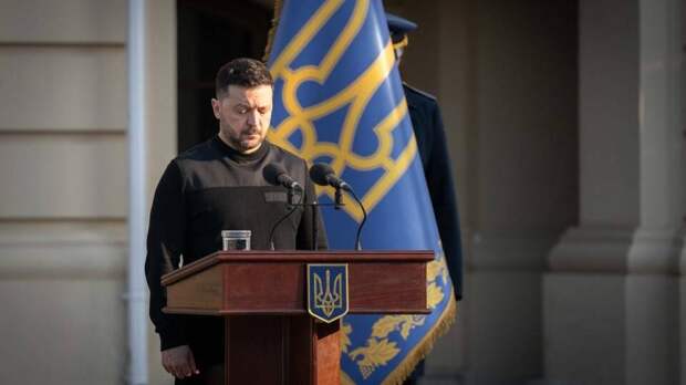 Зеленский: Украина хочет вступить в НАТО и получить ядерное оружие