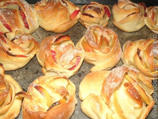 Булочки с яблоками Булочки с яблоками