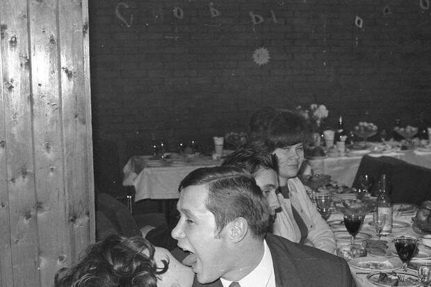 Колорит свадеб СССР (23 фото) Колорит свадеб СССР (23 фото)