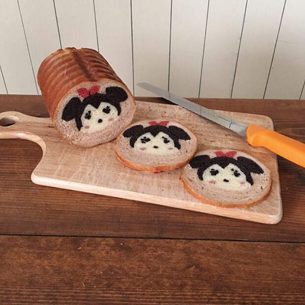 Illustrations Inside Loaves Of Bread