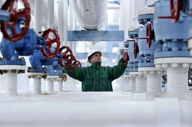 В Минэнерго назвали срок возврата нефти к 100 долларам В Минэнерго назвали срок возврата нефти к 100 долларам
