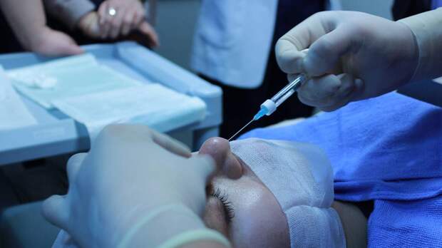 РЕН ТВ: Женщина умерла в косметологической клинике в центре Москвы