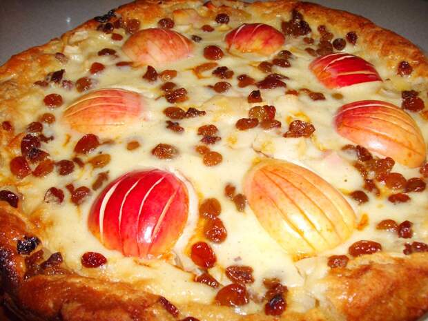 простой яблочный пирог в духовке