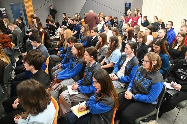В Барнауле состоялся первый форум для молодежи 