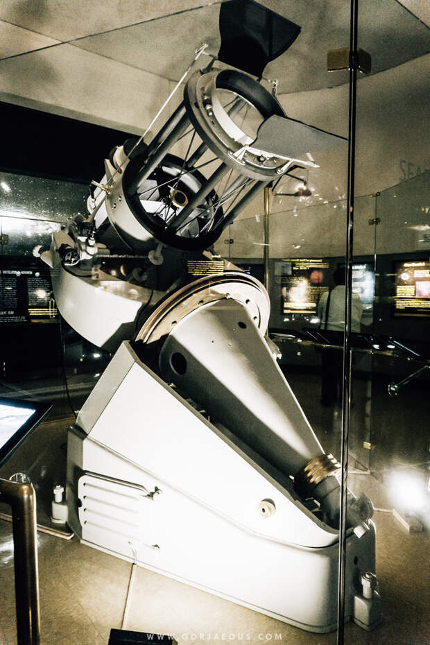 The First Research Telescope