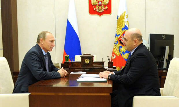 Путин предлагает россиянам стать налоговыми инспекторами 