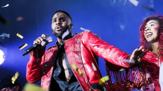 Американский исполнитель Джейсон Деруло выступит в Москве