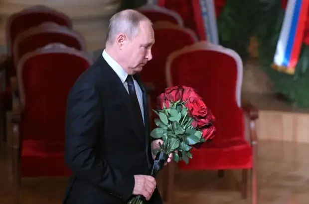 Песков рассказал о доверительных отношениях Путина и Жириновского