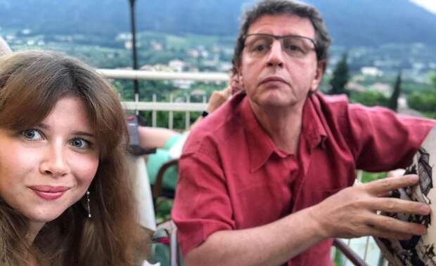 32-летняя жена Михаила Ширвиндта поделилась семейным снимком
