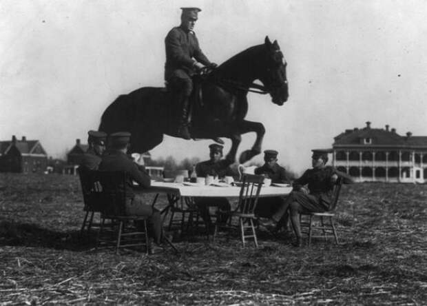 1930s-cavalry-training-7.jpg