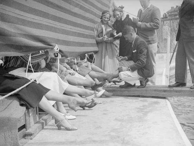 1930-1953 годы: Конкурсы на самые красивые женские лодыжки