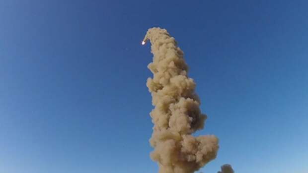 оперативно-тактических ракет atacms. Mgm 140 atacms ракета характеристики. отрк mgm-140 atacms. атакамс дальность. оперативно-тактические ракеты mgm-140 atacms.