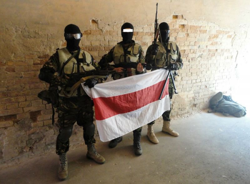 Два лица патриотической Беларуси Два лица патриотической Беларуси
