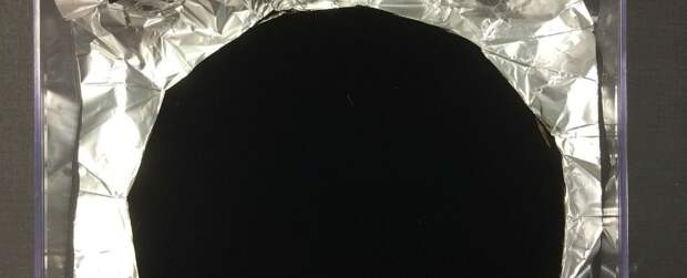 Vantablack 2: самый чёрный материал на Земле не поддаётся измерению спектрометром