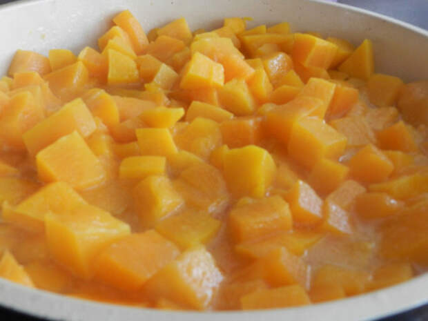 Рецепт на выходные: Тыквенно-сырный суп-пюре