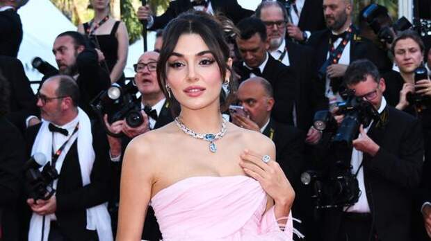 Ордер на арест выписан: звезда «Постучись в мою дверь» Ханде Эрчел оказалась в центре криминального скандала